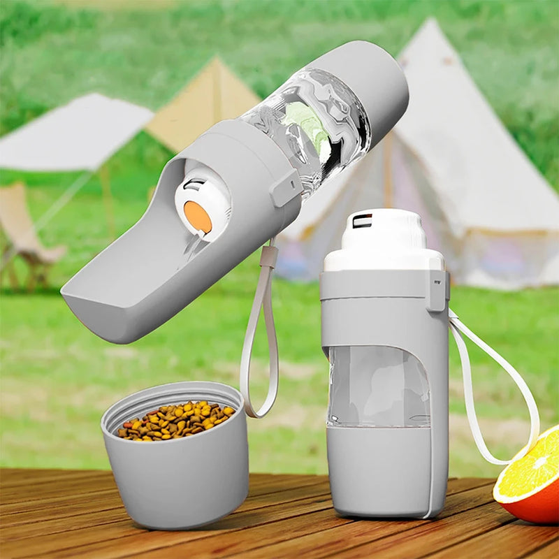 Botella de agua portátil para perros y gatos con almacenamiento de alimentos.