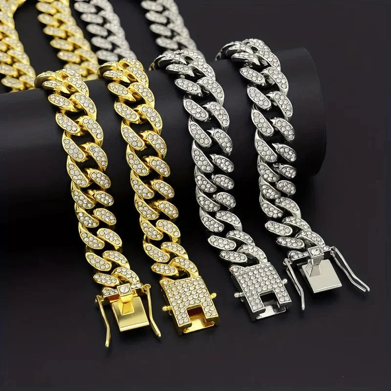 Cadena elegante con Colgante de Hueso personalizado